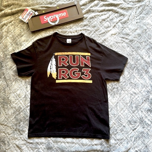 🏈RGIII Vintage | FRONT AND BACK Image | Washington Redskins | EUC for Ava | Size - Picture 2 of 12